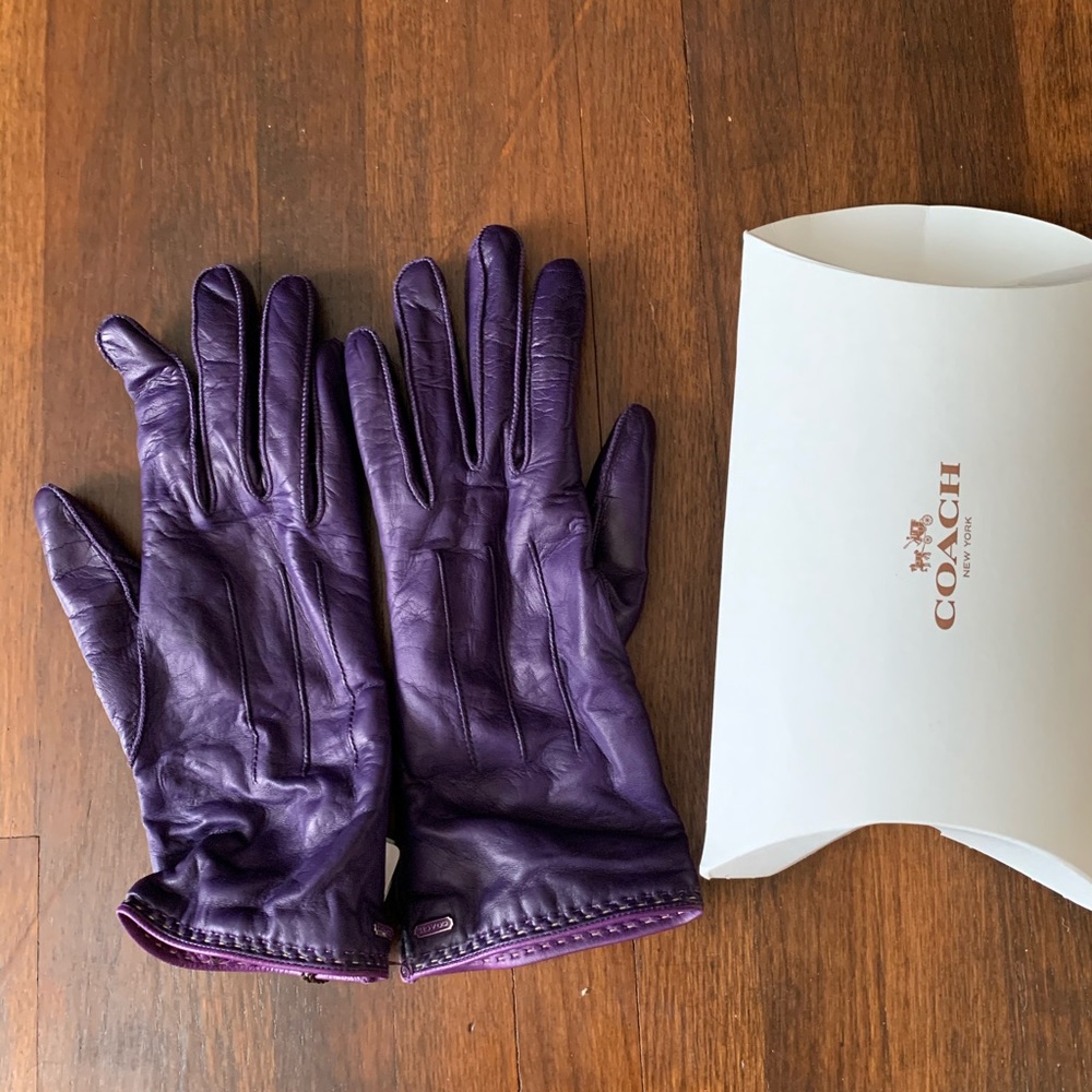 Coach leather gloves